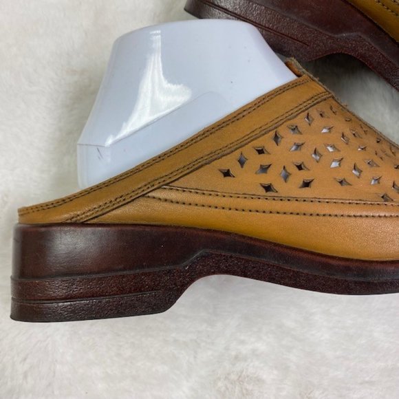 Laura Scott Leather Sugar Mules Laser Cut, size 10 - Picture 7 of 13